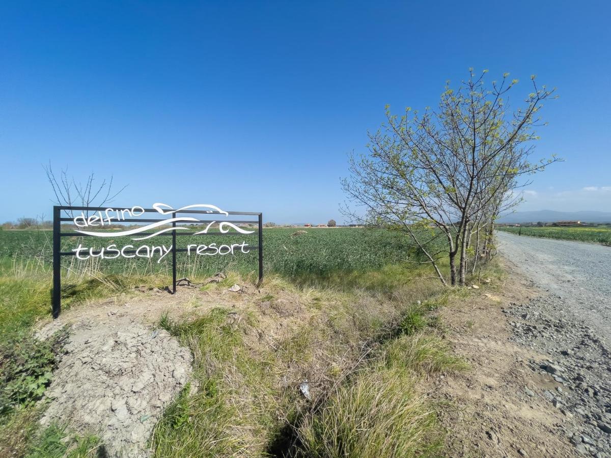 Delfino Tuscany Resort Марина-ди-Чечина Экстерьер фото