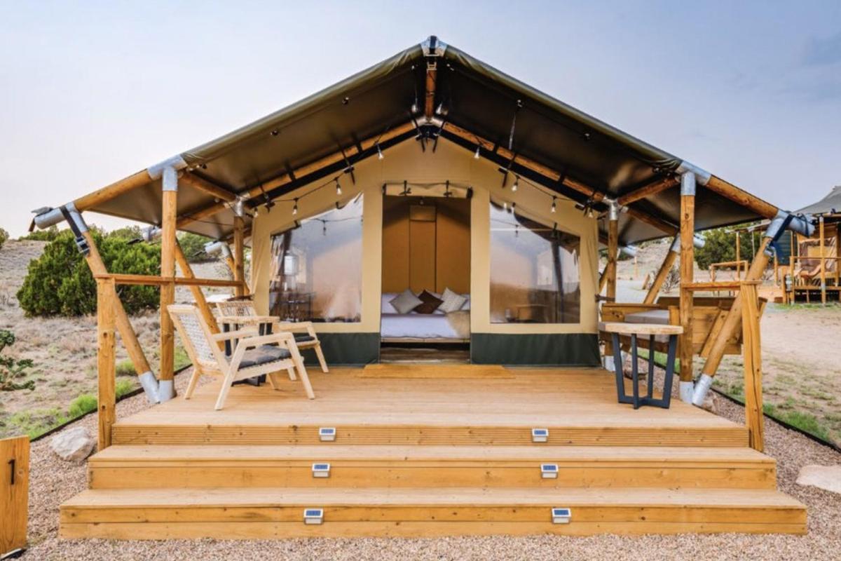 Delfino Tuscany Resort Марина-ди-Чечина Экстерьер фото